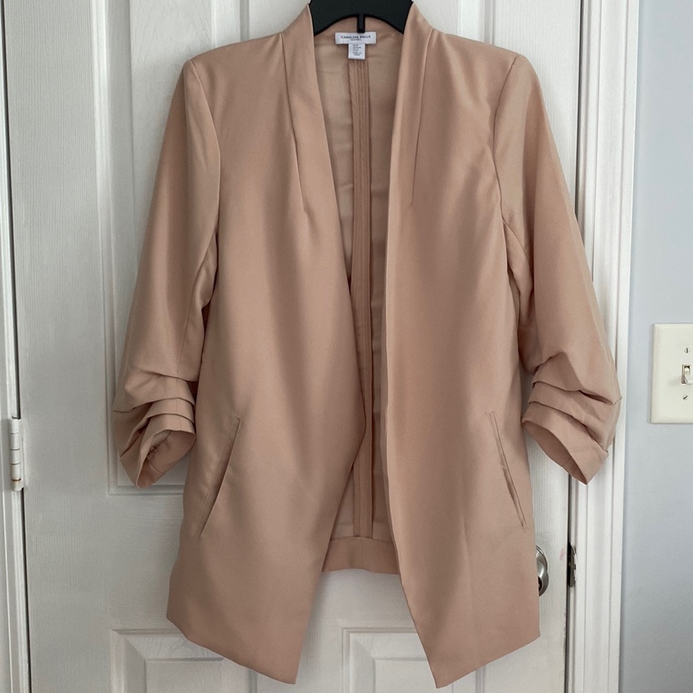 Carolina Belle Montreal Cream color Blazer/Jacket Medium size.